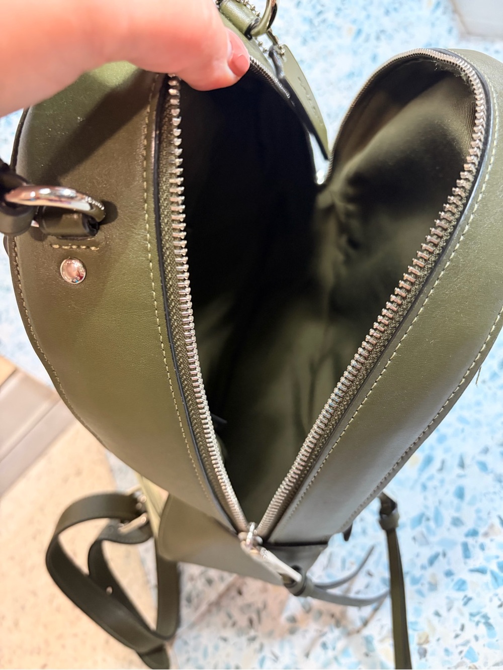 Coach Jordyn Backpack Banana Leaf Print Green Ivory Tropical - Picture 7 of 7
